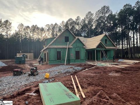 Photo of 3724 Fork Shoals Road, Simpsonville, SC 29680 (MLS # 1576620)