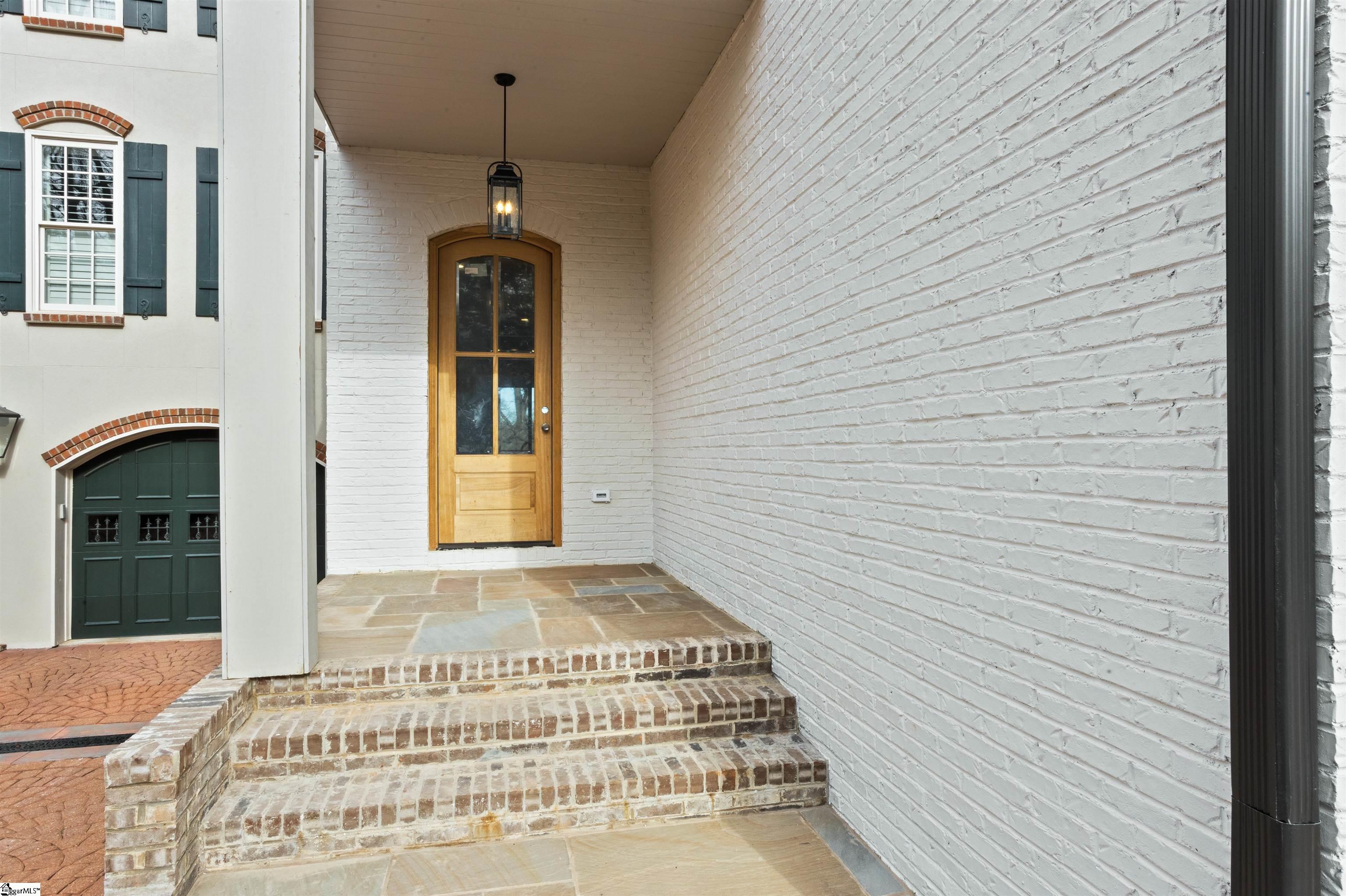 14 Hidden Hills Drive