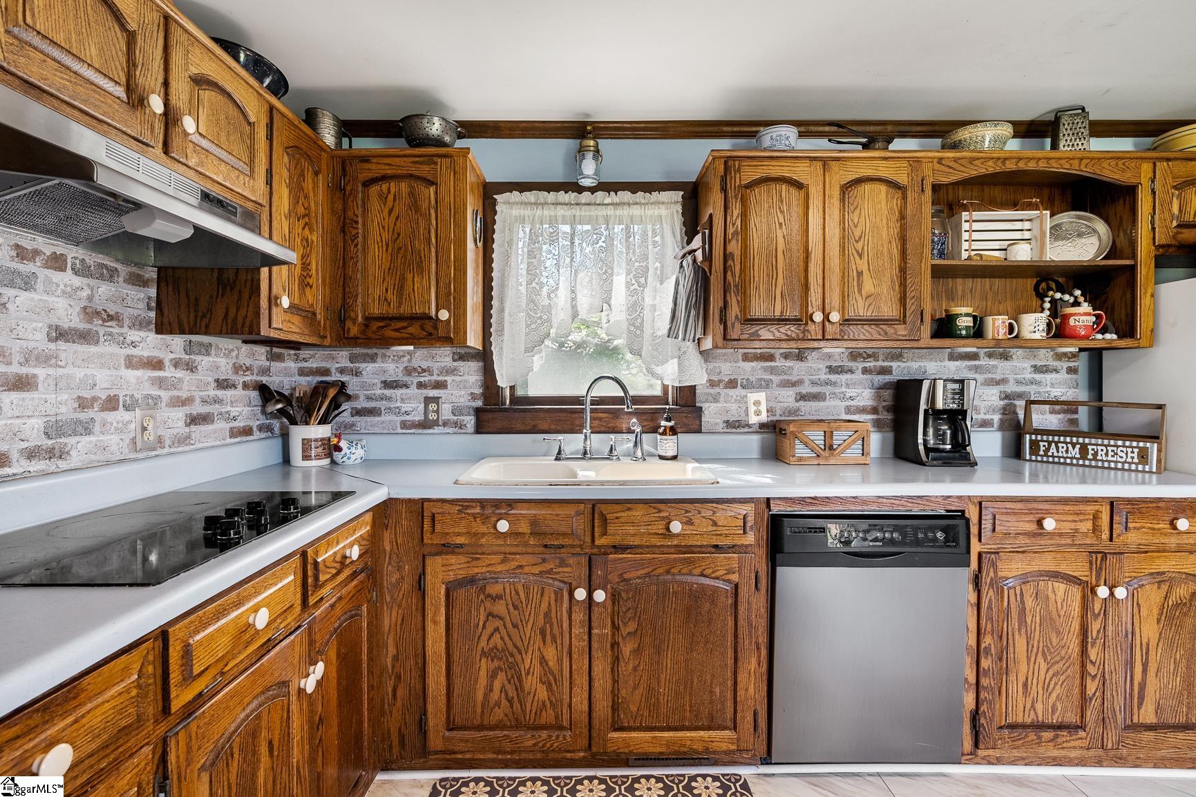 Honea Path, South Carolina, 29654, United States, 3 Bedrooms Bedrooms, ,2 BathroomsBathrooms,Residential,Active,2044589