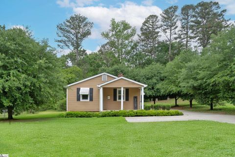 MLS: 1555745