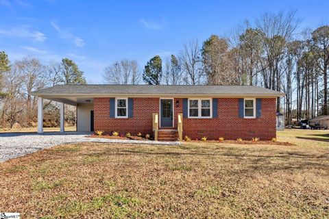 112 Camelot Drive Belton SC 29627