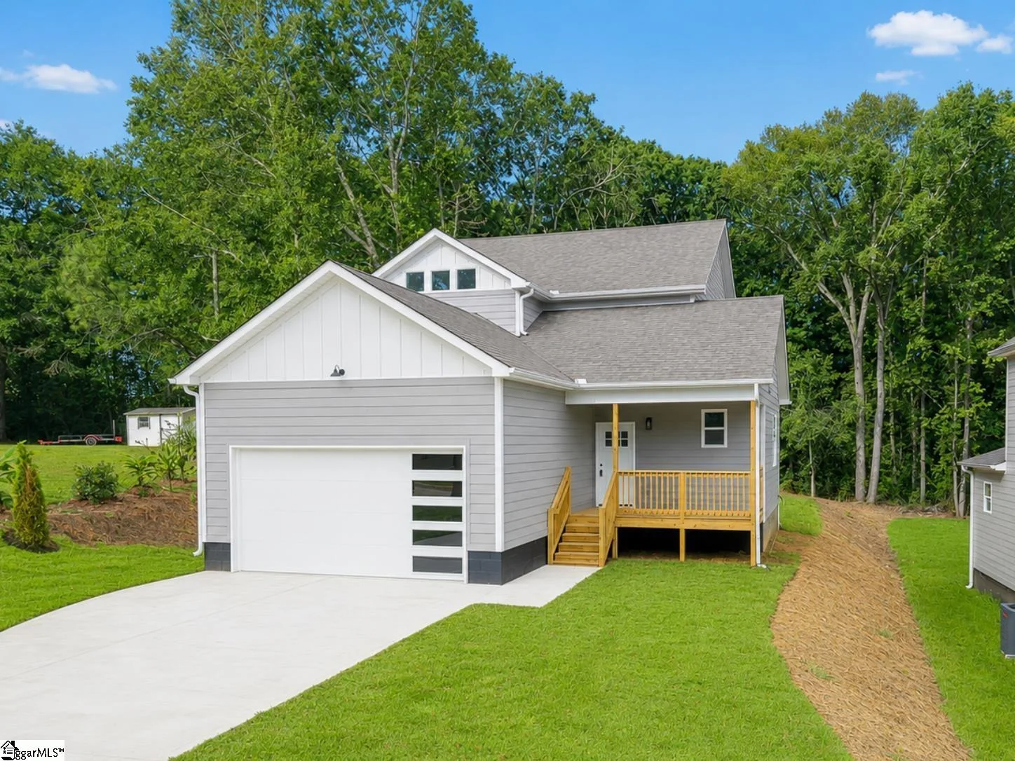 113 Hillcrest Circle