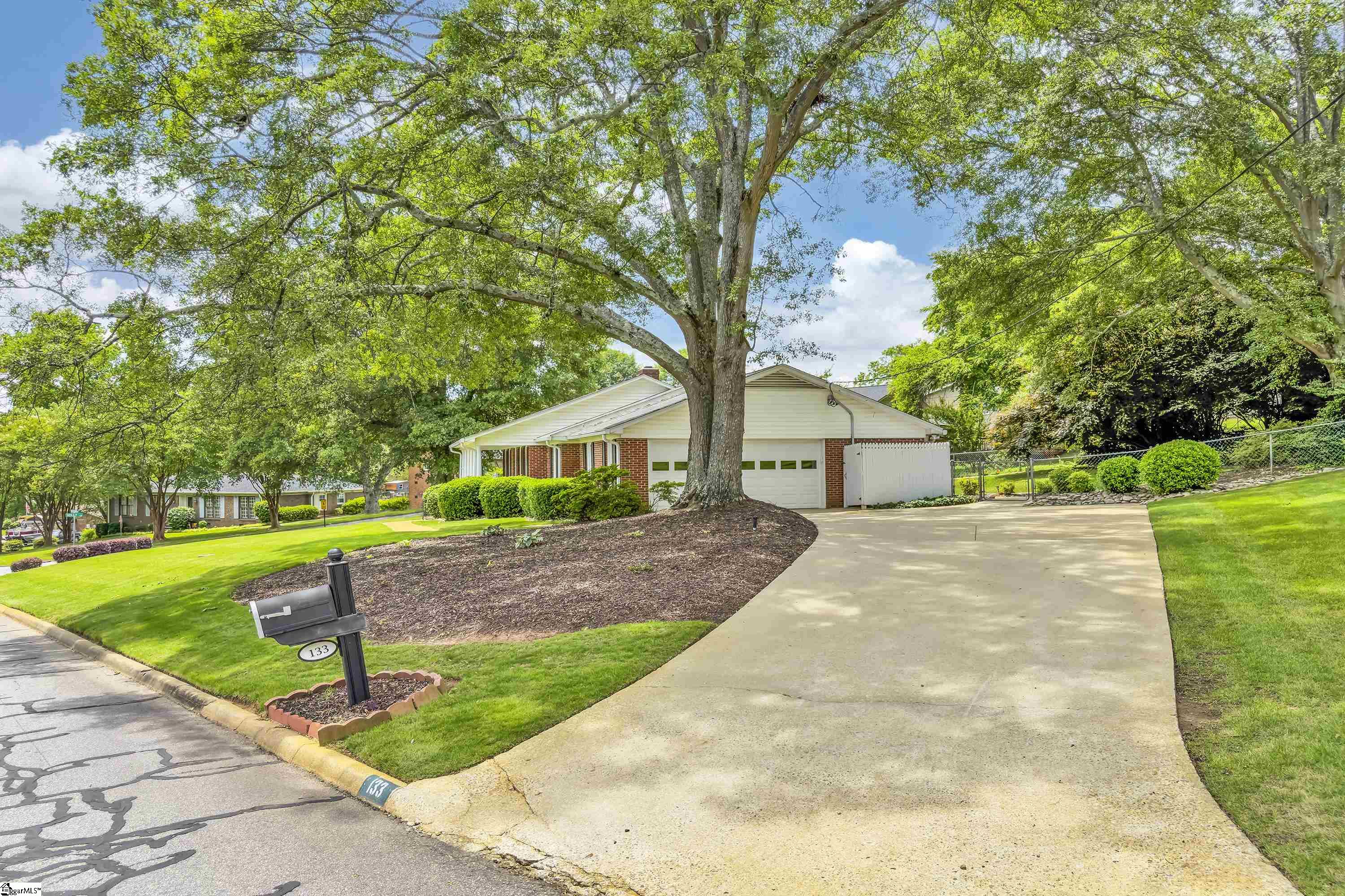 133 Brookbend Road