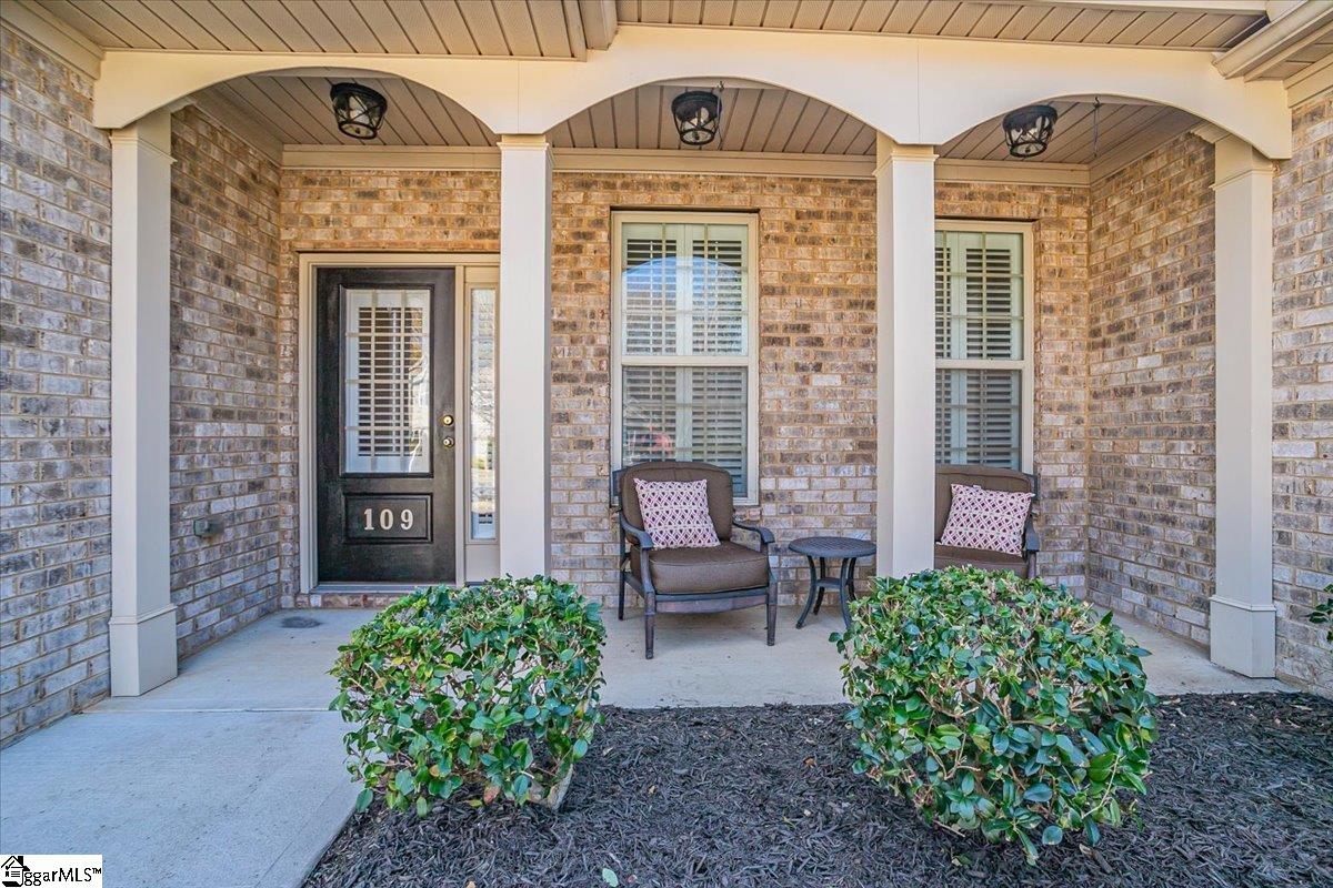 Simpsonville, South Carolina 29680, United States, 3 Bedrooms Bedrooms, ,2 BathroomsBathrooms,Residential,Active,81519