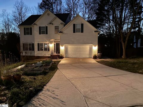 Photo of 226 N Orchard Farms Avenue, Simpsonville, SC 29681 (MLS # 1583797)