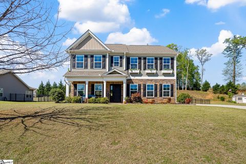 Photo of 110 Avendell Drive, Easley, SC 29642 (MLS # 1588528)
