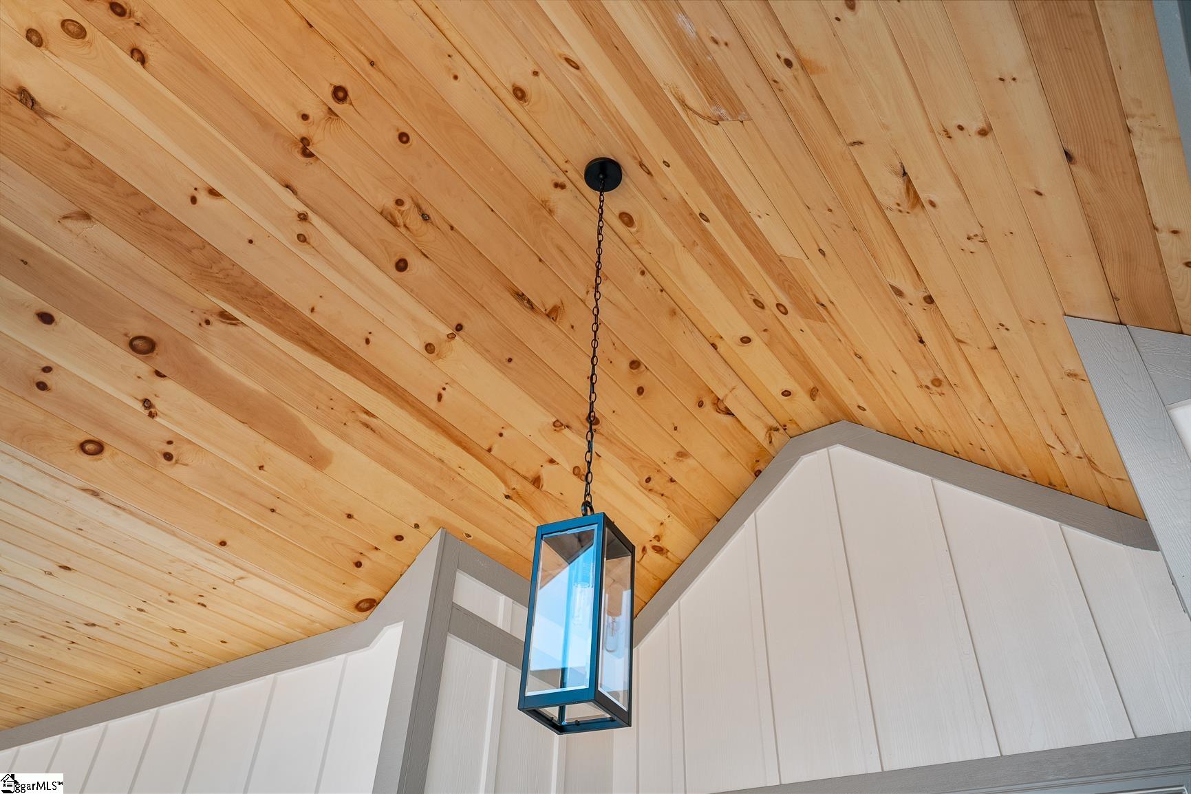 410 Holly Ridge Drive