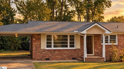 Photo of 406 Mapleton Drive, Greenville, SC 29607 (MLS # 1606272)