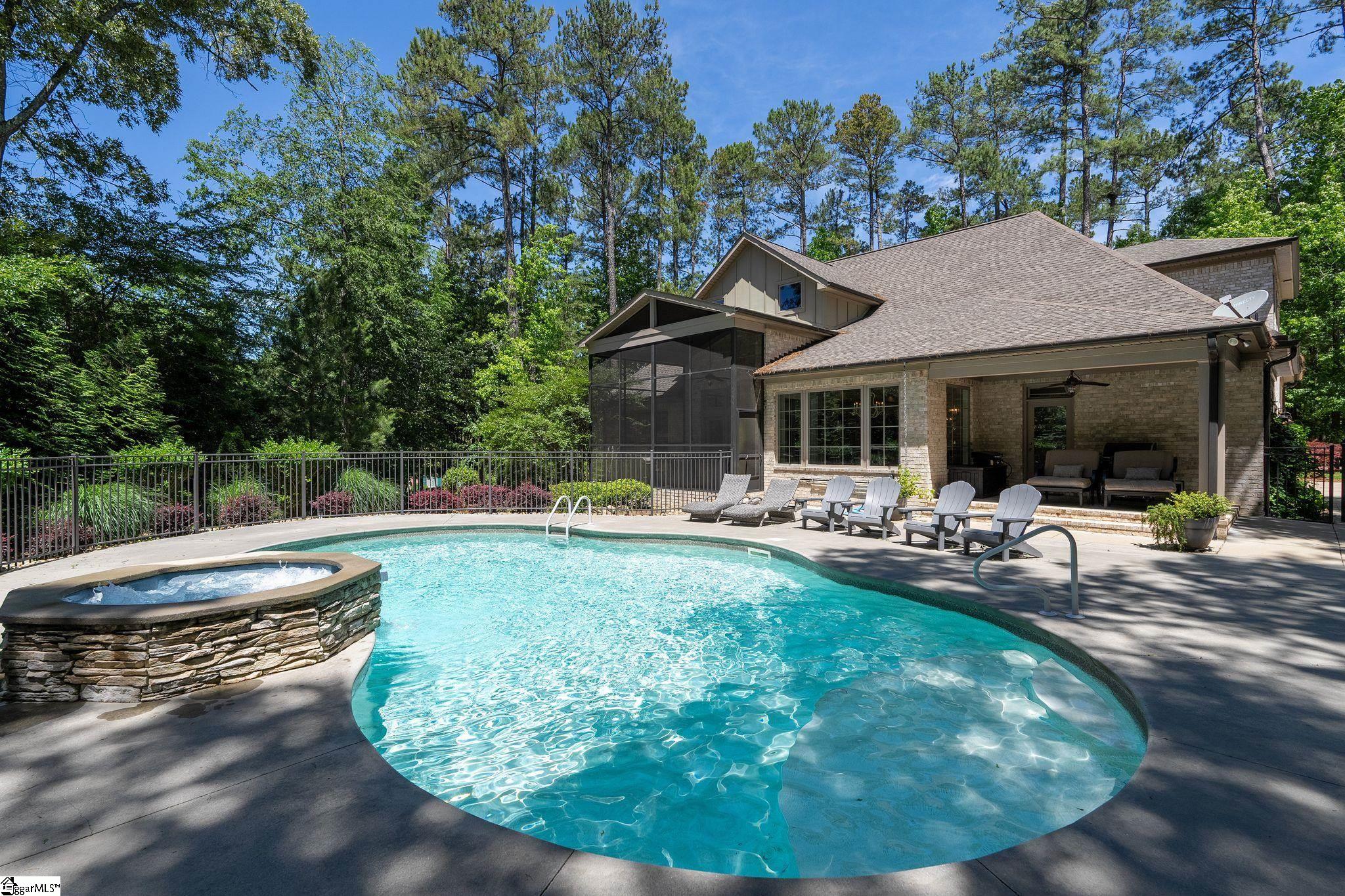 127 Turnberry Drive