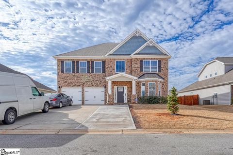 Photo of 6030 Thicket Lane, Boiling Springs, SC 29316 (MLS # 1582147)