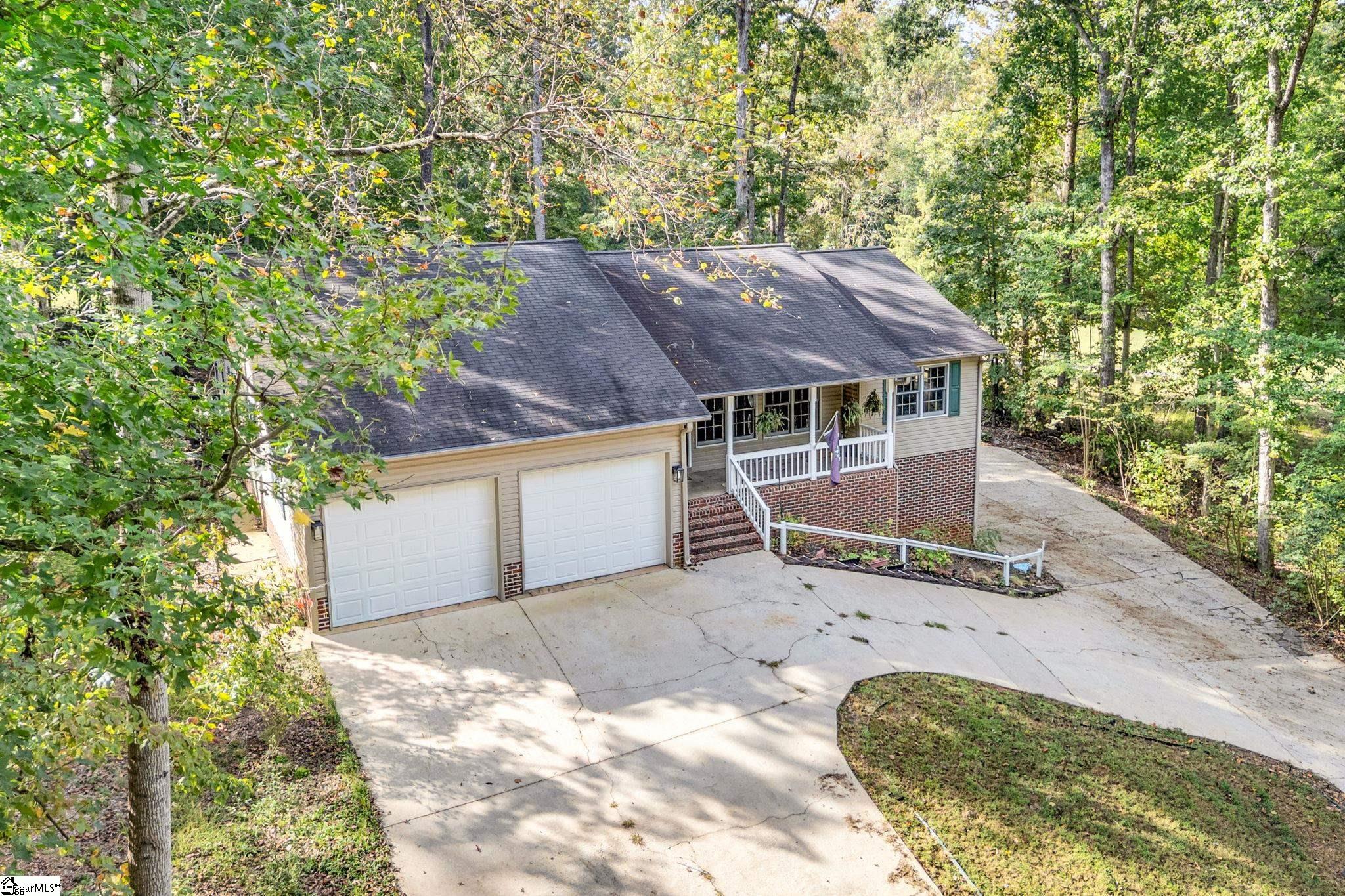 Westminster, South Carolina 29693, United States, 3 Bedrooms Bedrooms, ,3 BathroomsBathrooms,Residential,Active,230738