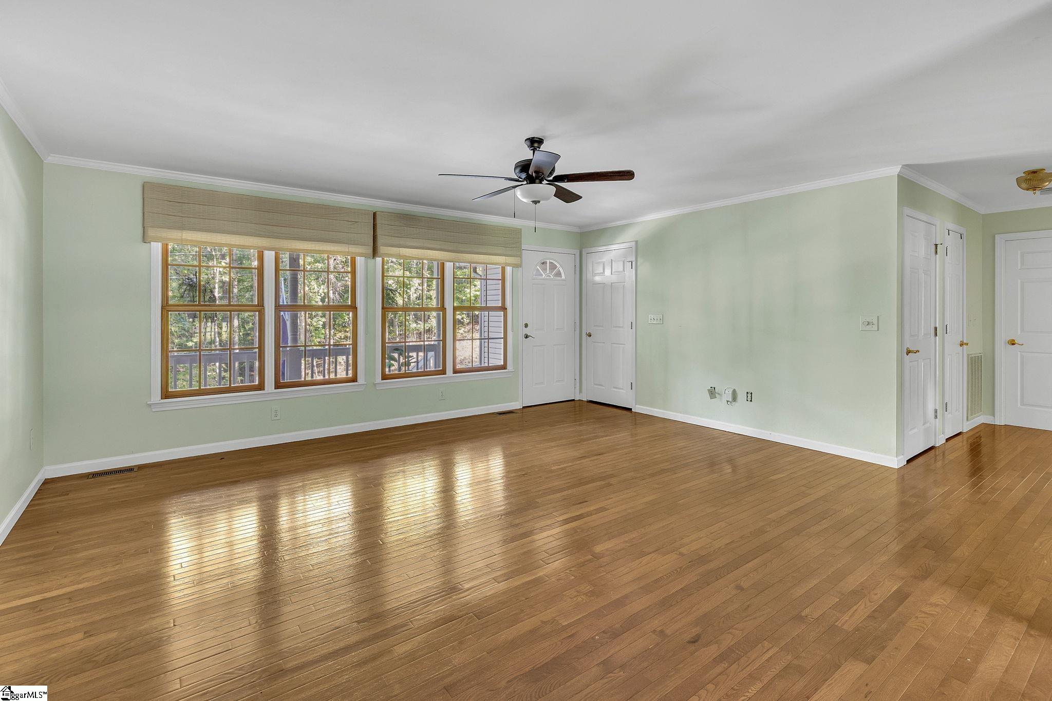 Westminster, South Carolina 29693, United States, 3 Bedrooms Bedrooms, ,3 BathroomsBathrooms,Residential,Active,230738