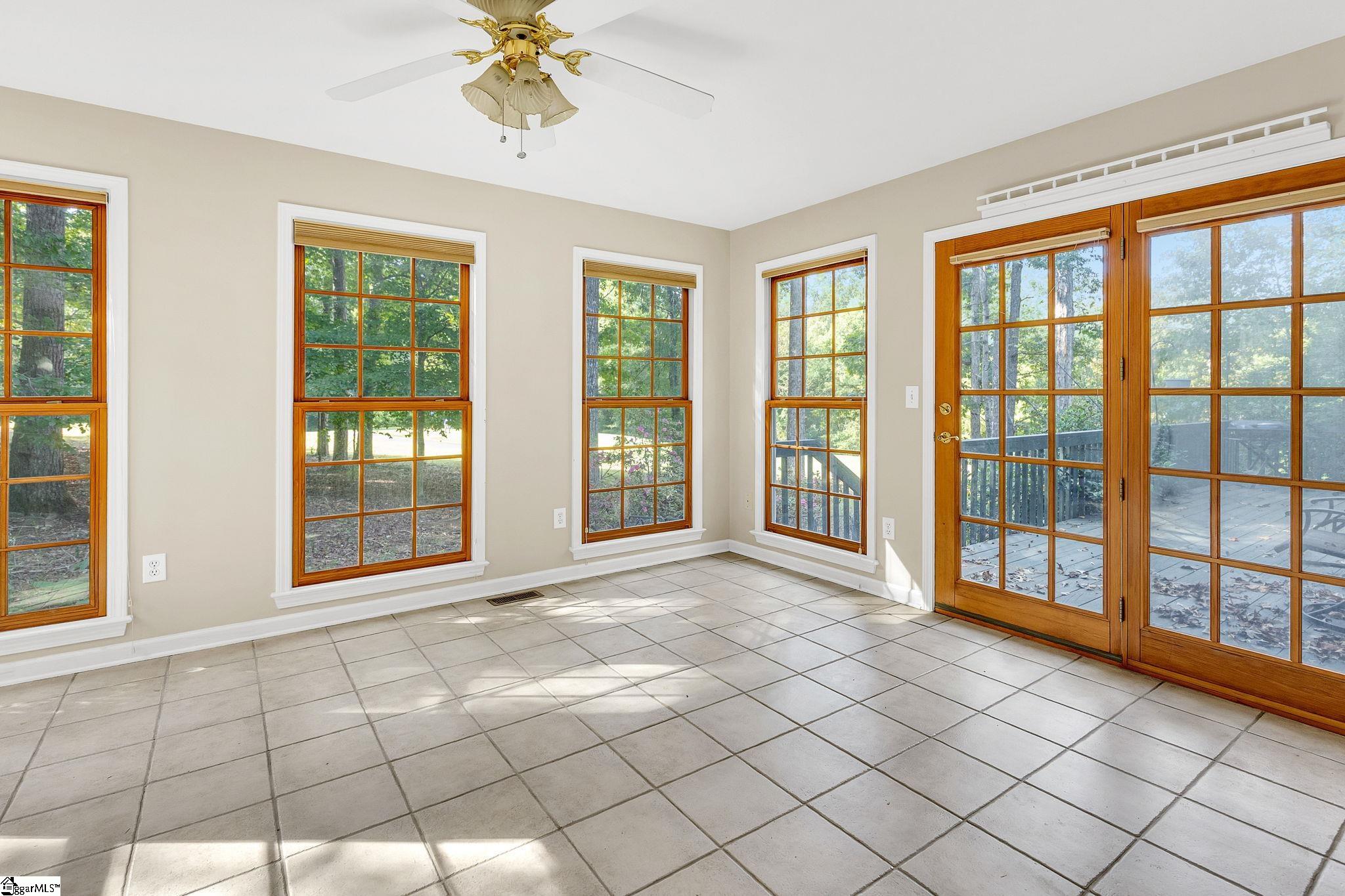 Westminster, South Carolina 29693, United States, 3 Bedrooms Bedrooms, ,3 BathroomsBathrooms,Residential,Active,230738