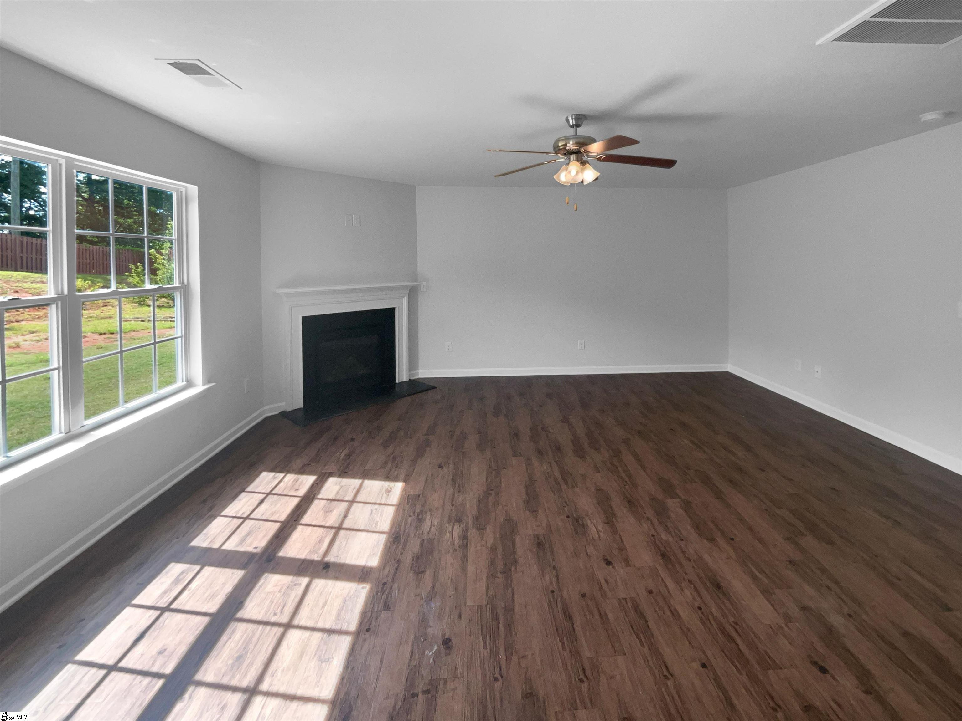 253 Golden Bear Walk