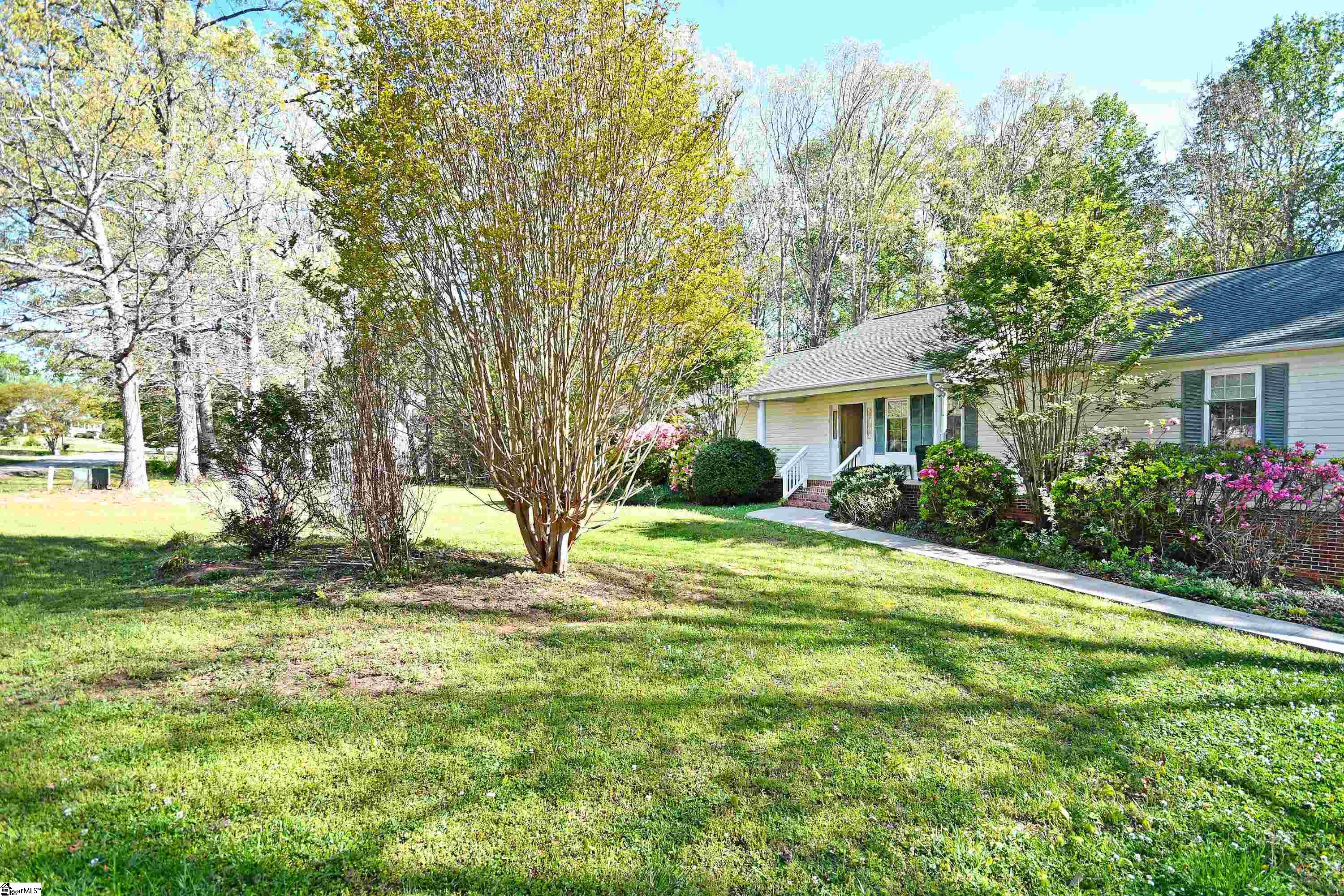 125 Fleetwood Drive