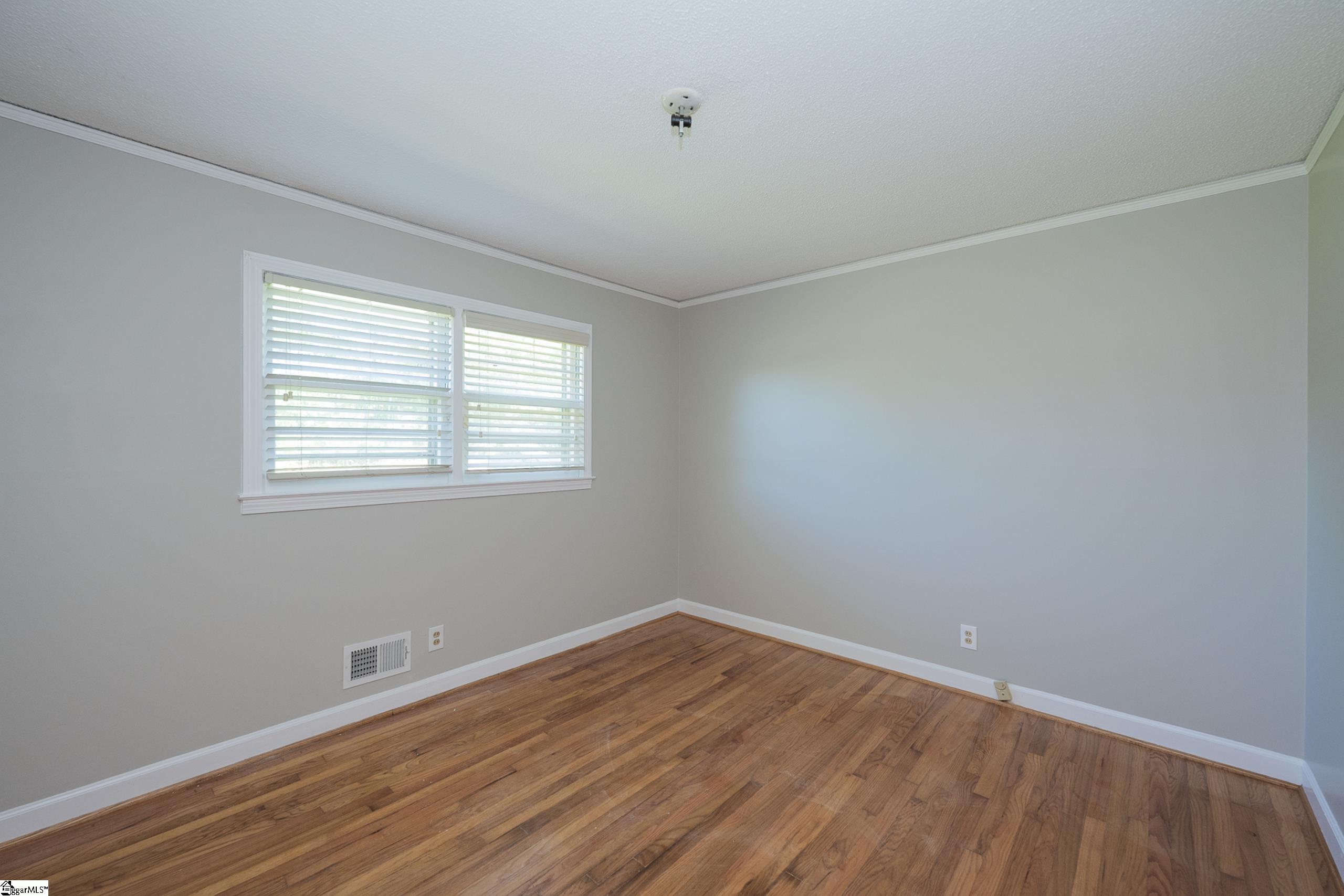 Greenville, South Carolina 29617, United States, 3 Bedrooms Bedrooms, ,2 BathroomsBathrooms,Residential,Contingent,119032