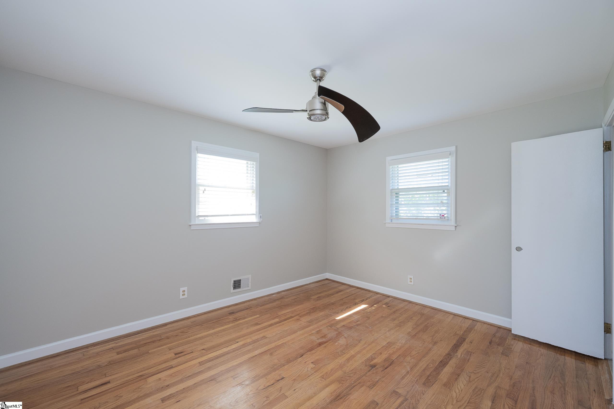 Greenville, South Carolina 29617, United States, 3 Bedrooms Bedrooms, ,2 BathroomsBathrooms,Residential,Contingent,119032