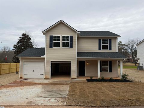 Photo of 11 Southern Street, Liberty, SC 29657 (MLS # 1576411)