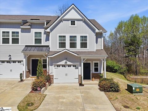 Photo of 29 Jaycee Court, Greenville, SC 29607 (MLS # 1585874)