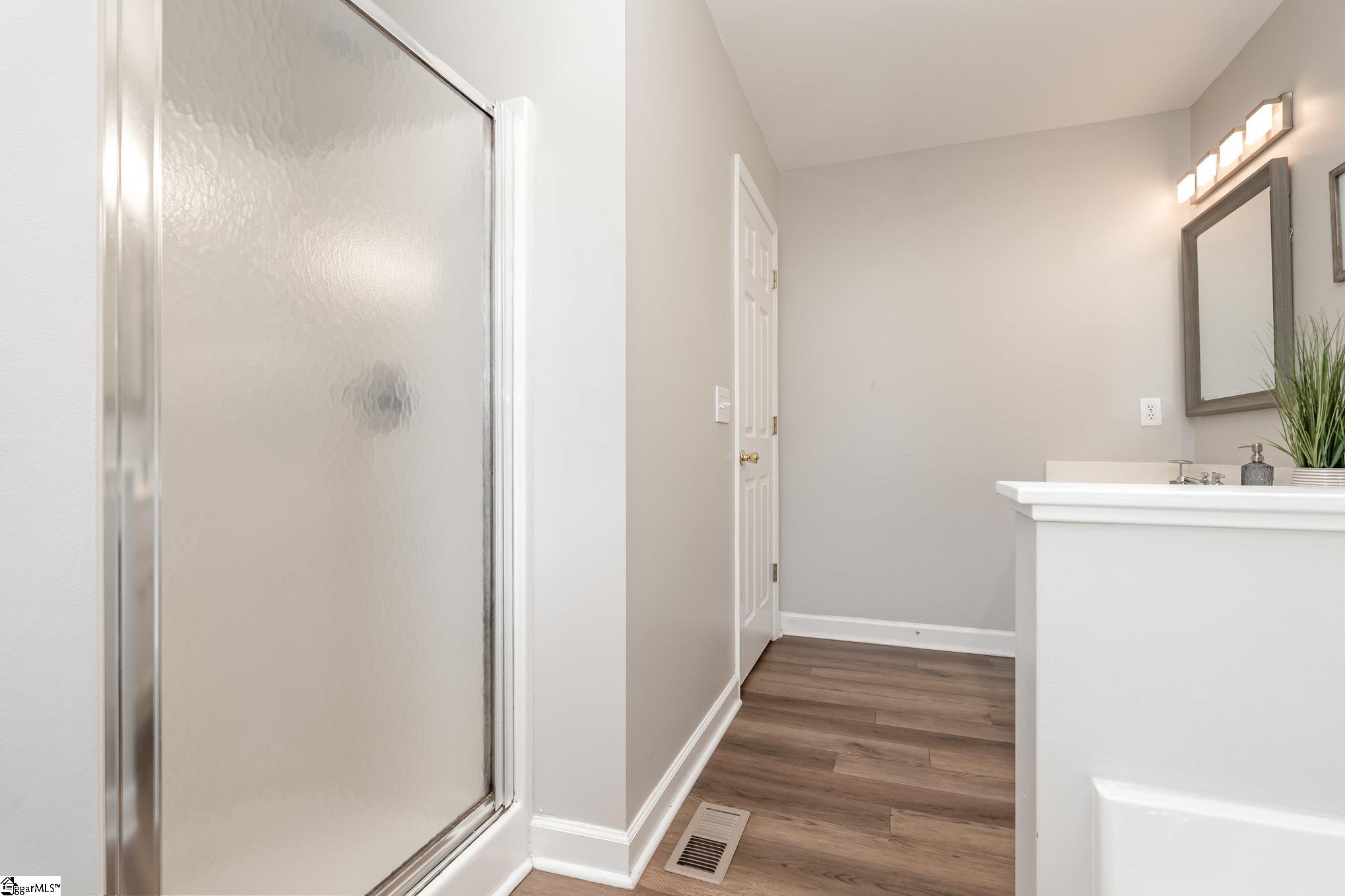 Taylors, South Carolina 29687, United States, 3 Bedrooms Bedrooms, ,2 BathroomsBathrooms,Residential,Active,247292