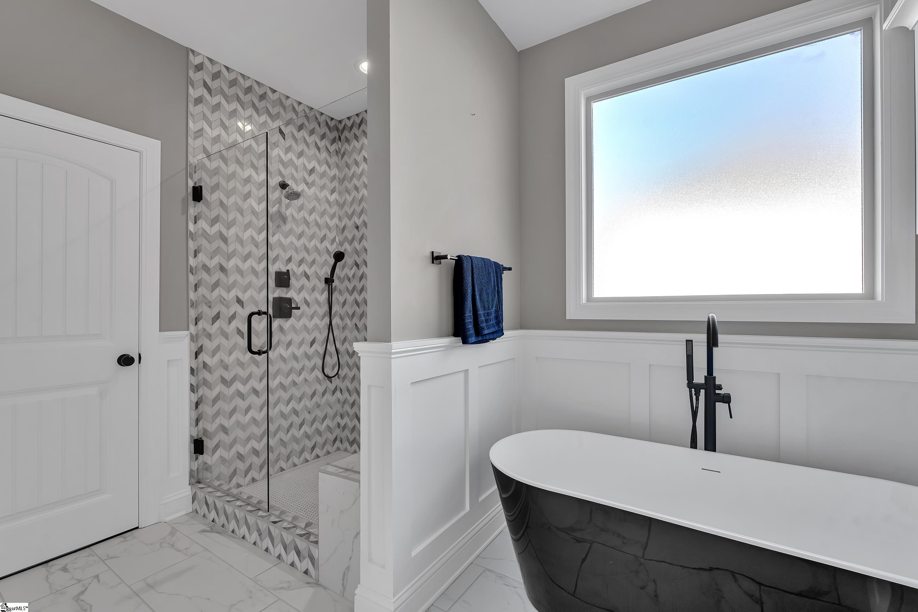 Greer, South Carolina 29651, United States, 5 Bedrooms Bedrooms, ,5 BathroomsBathrooms,Residential,Active,246733