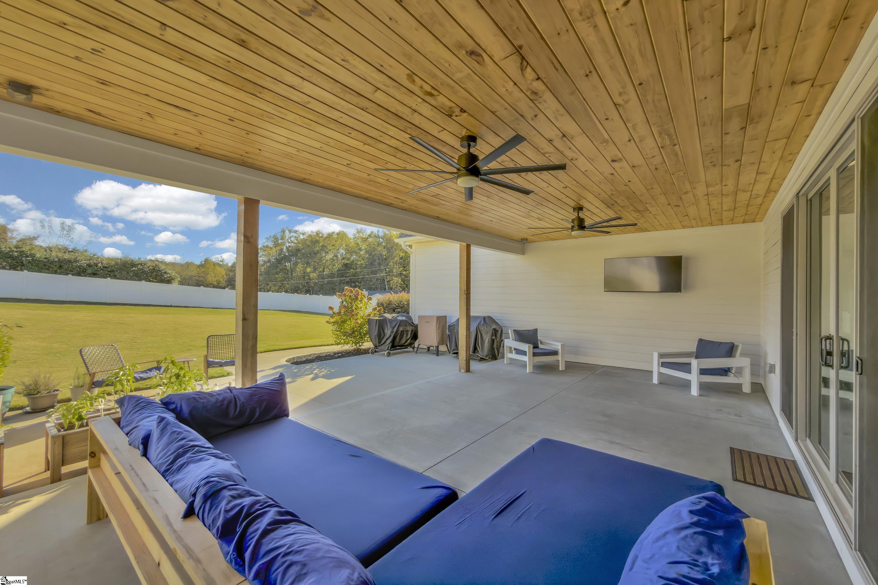 Greer, South Carolina 29651, United States, 5 Bedrooms Bedrooms, ,5 BathroomsBathrooms,Residential,Active,246733