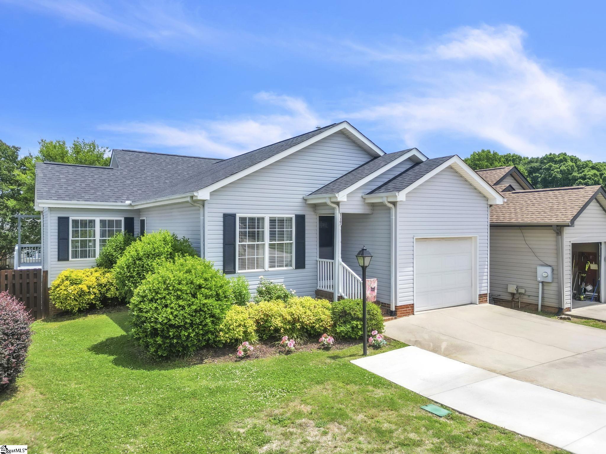117 Waterford Way, Easley, SC Home for Sale 2 117 Waterford Way