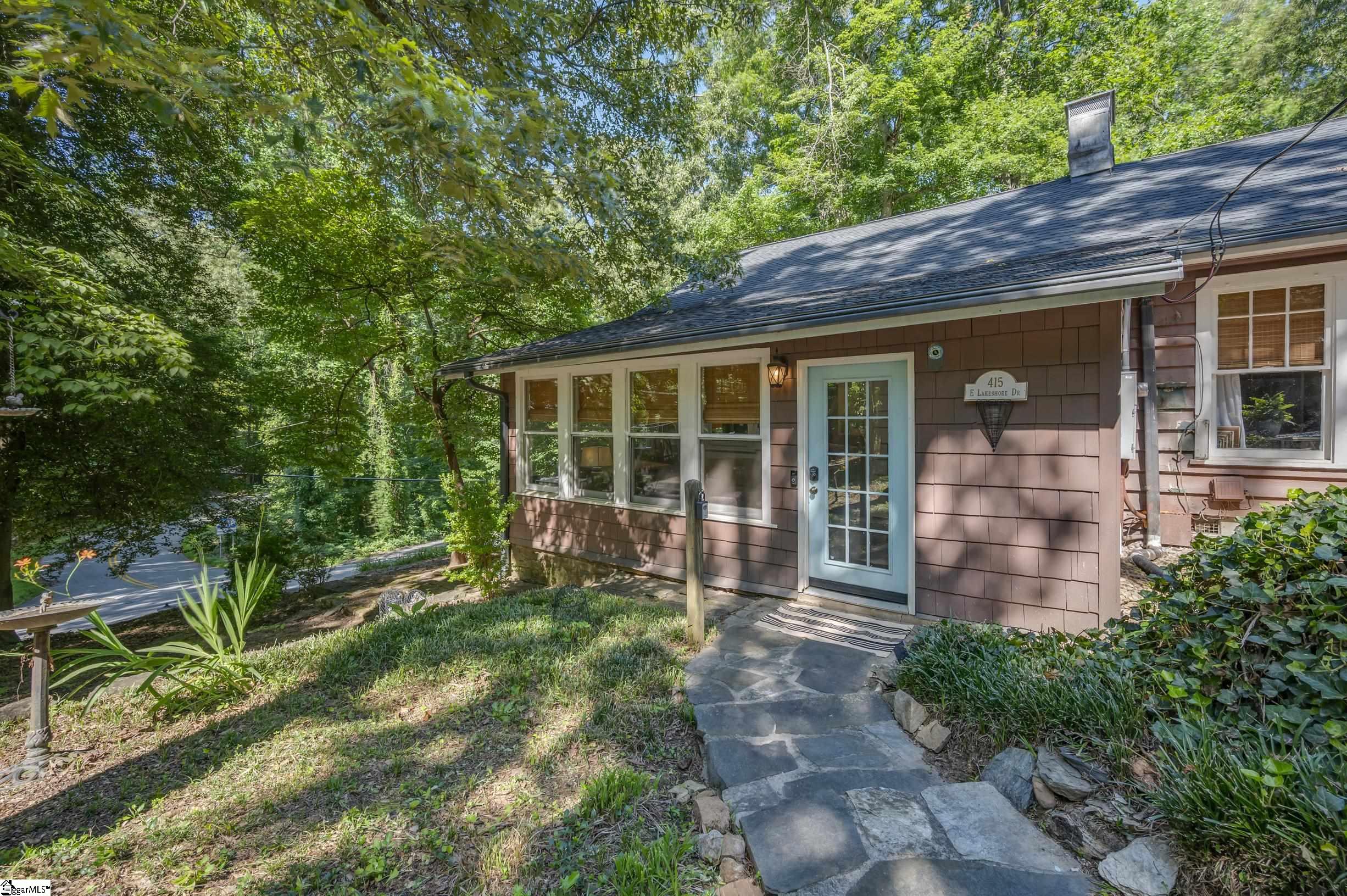 415 E Lakeshore Drive