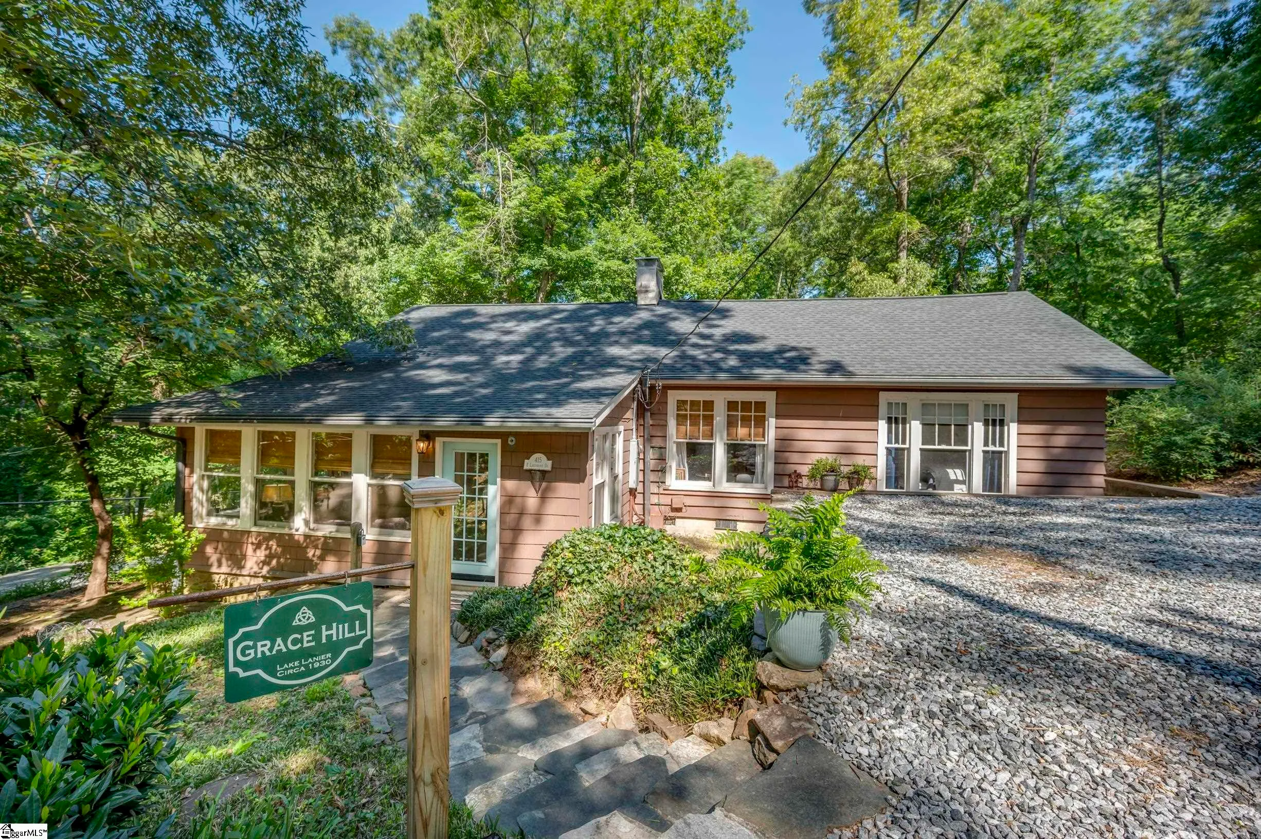415 E Lakeshore Drive