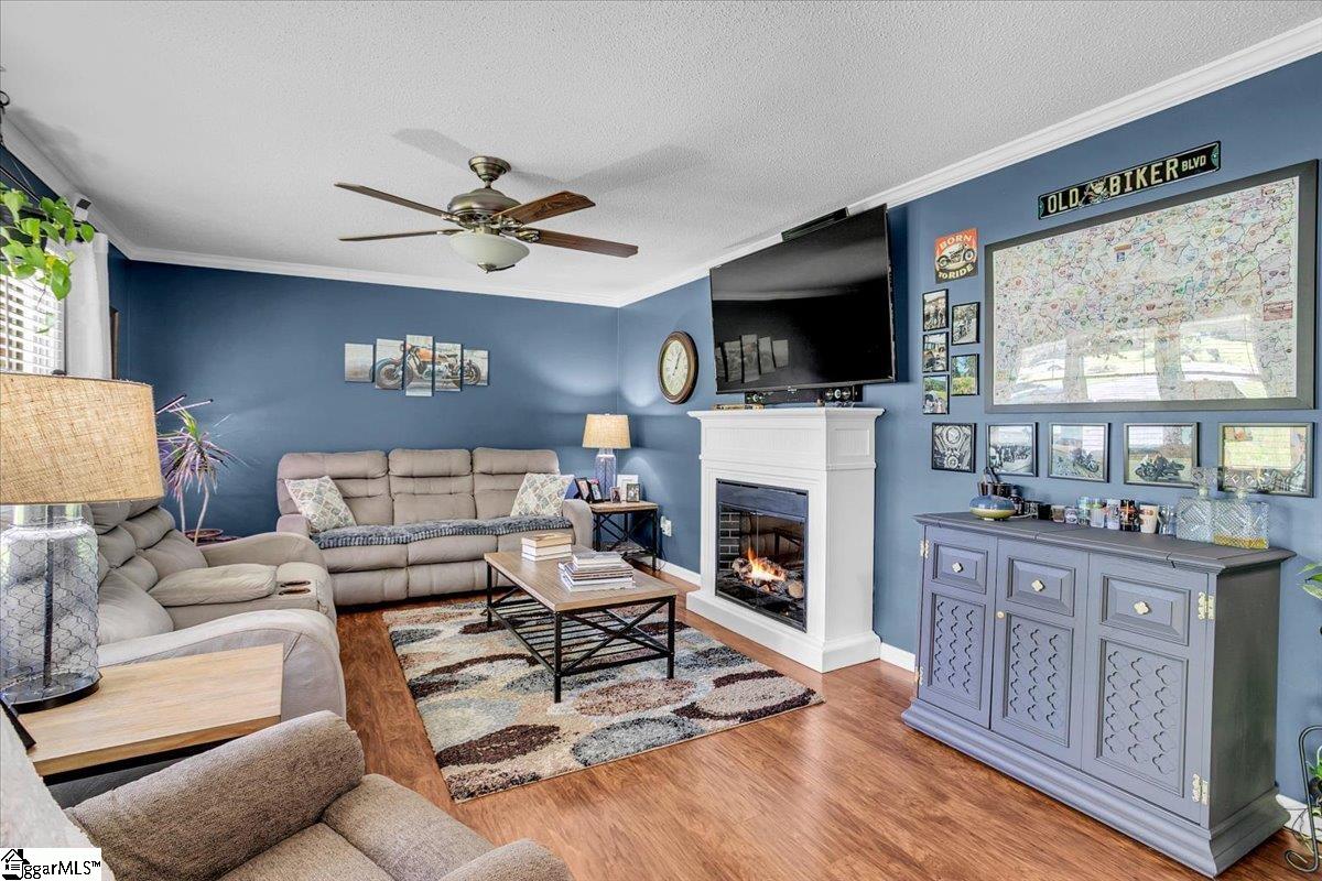 Easley, South Carolina 29640, United States, 3 Bedrooms Bedrooms, ,2 BathroomsBathrooms,Residential,Contingent,203821