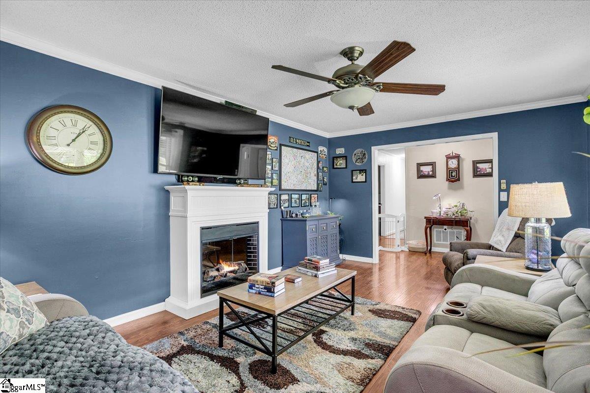 Easley, South Carolina 29640, United States, 3 Bedrooms Bedrooms, ,2 BathroomsBathrooms,Residential,Contingent,203821