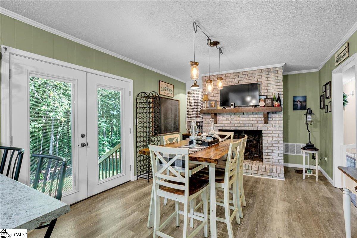 Easley, South Carolina 29640, United States, 3 Bedrooms Bedrooms, ,2 BathroomsBathrooms,Residential,Contingent,203821