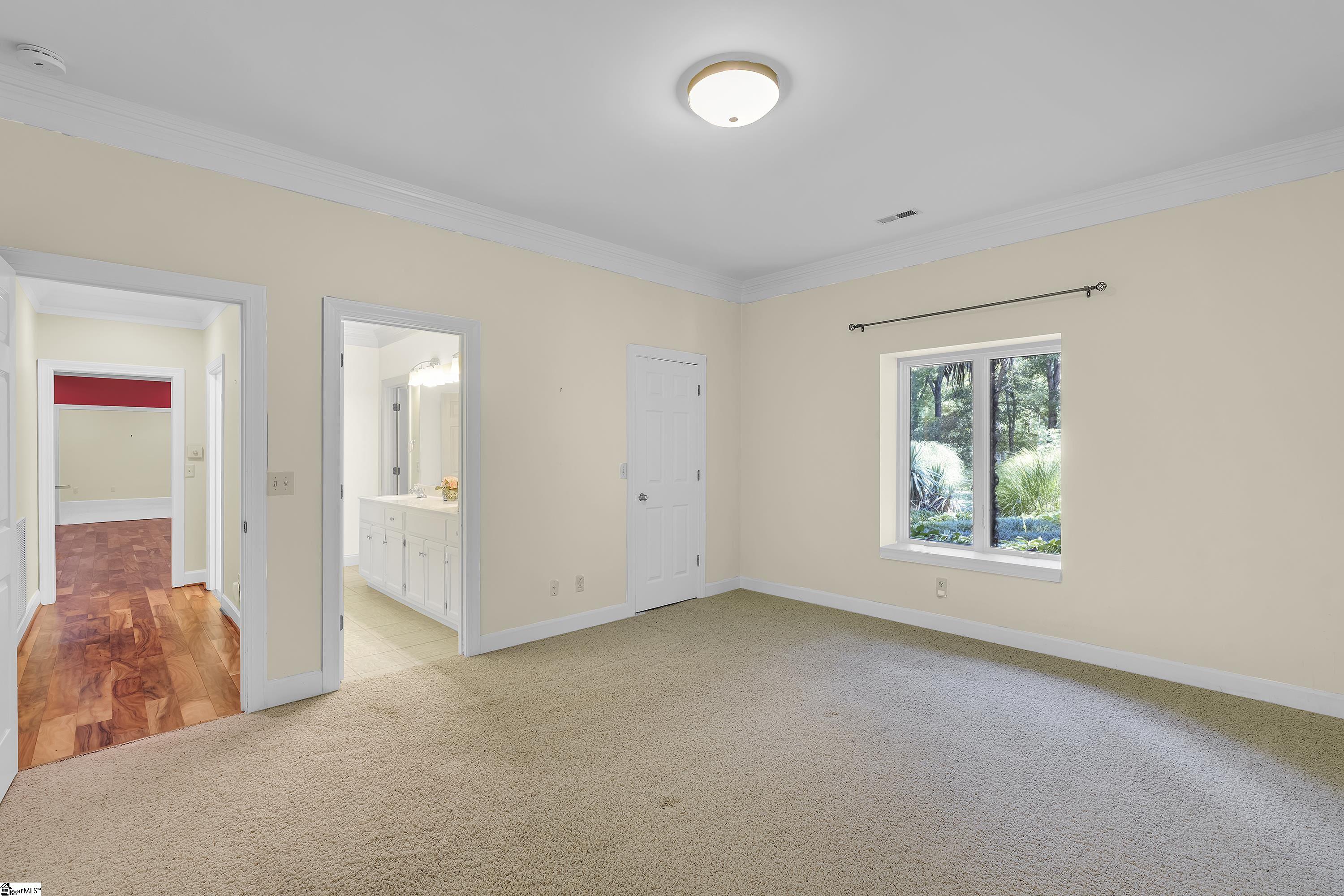 Greenville, South Carolina 29615, United States, 4 Bedrooms Bedrooms, ,6 BathroomsBathrooms,Residential,Active,95693