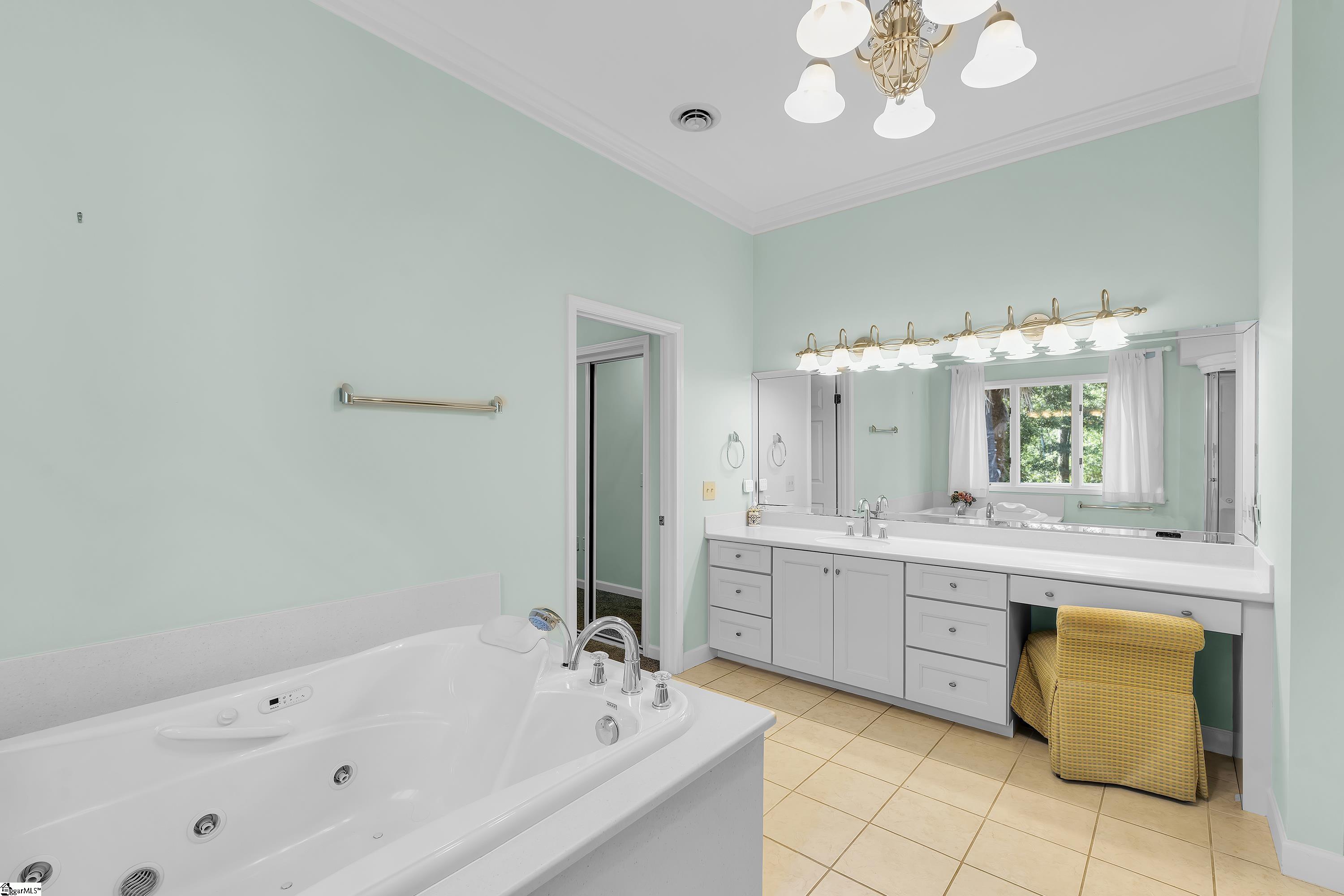 Greenville, South Carolina 29615, United States, 4 Bedrooms Bedrooms, ,6 BathroomsBathrooms,Residential,Active,95693