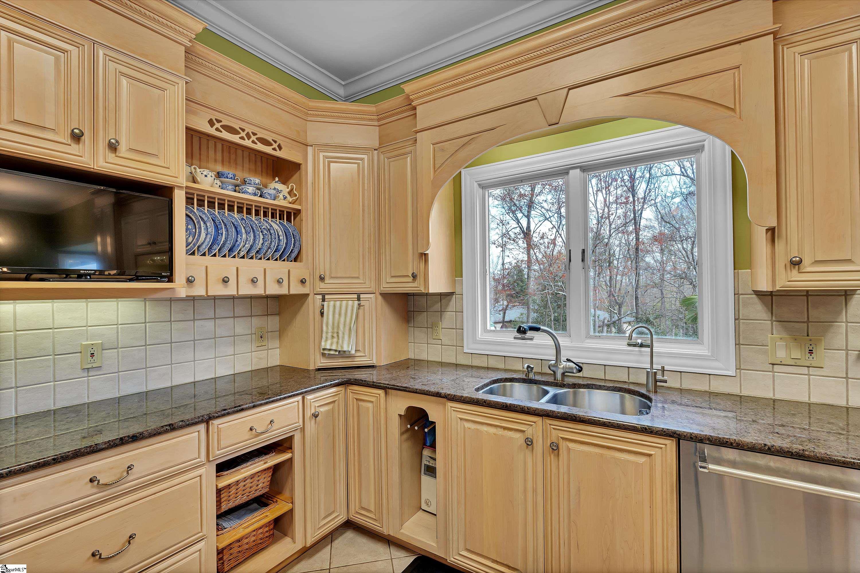 Greenville, South Carolina 29615, United States, 4 Bedrooms Bedrooms, ,6 BathroomsBathrooms,Residential,Active,95693