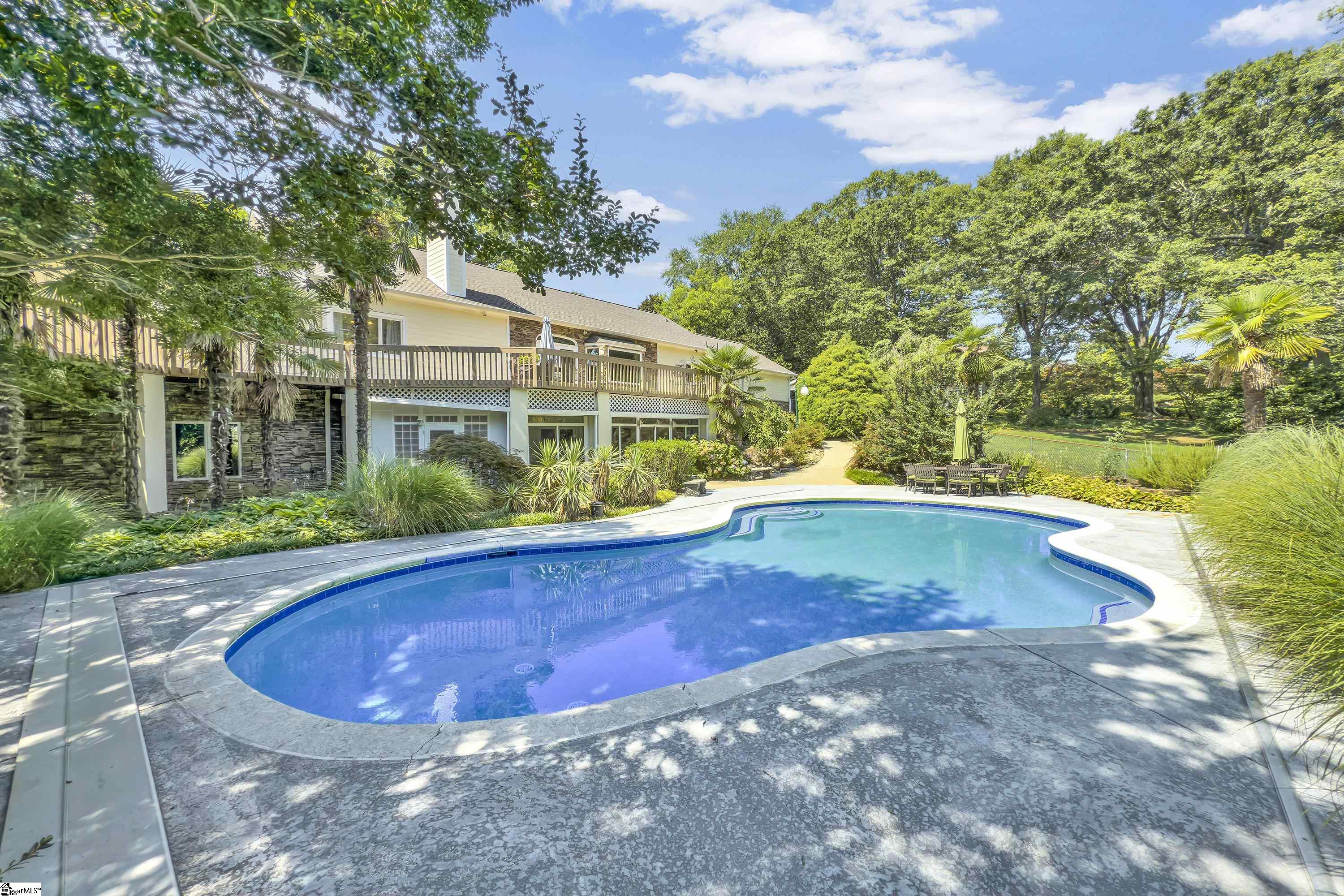 Greenville, South Carolina 29615, United States, 4 Bedrooms Bedrooms, ,6 BathroomsBathrooms,Residential,Active,95693