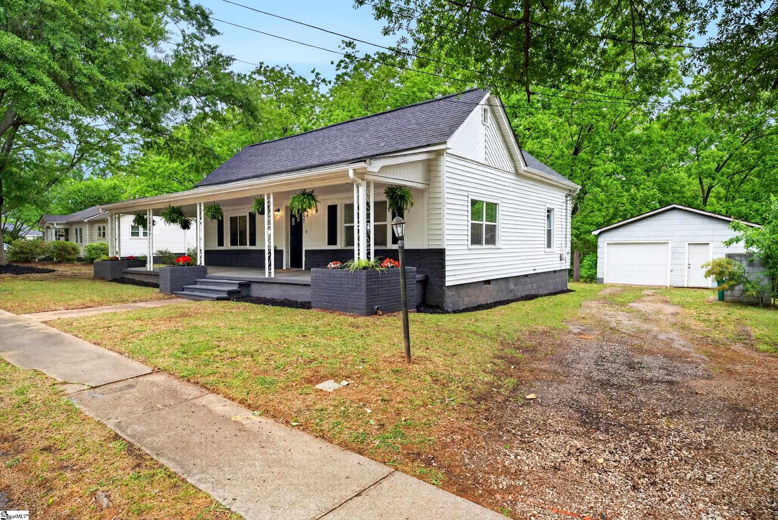 157 S Linda Street, Cowpens, SC Home for Sale 1 157 S Linda Street