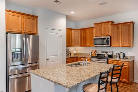 Tiny photo for 419 Cedar Bluff Way, Mauldin, SC 29662 (MLS # 1572534)