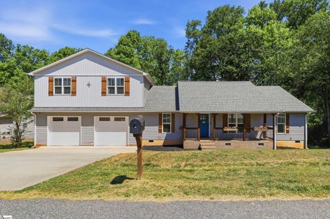 Photo of 30 Lee Street, Lyman, SC 29365 (MLS # 1588857)