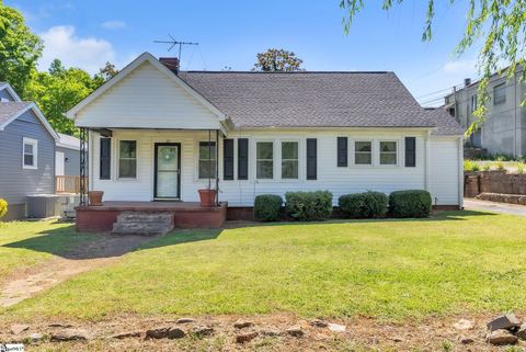 Photo of 10 Eastlan Drive, Greenville, SC 29607 (MLS # 1588768)
