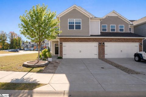 Photo of 203 Reynard Trail, Greenville, SC 29609 (MLS # 1585308)