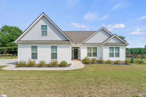 Photo of 1984 Friendship Church Road, Gray Court, SC 29645 (MLS # 1589427)