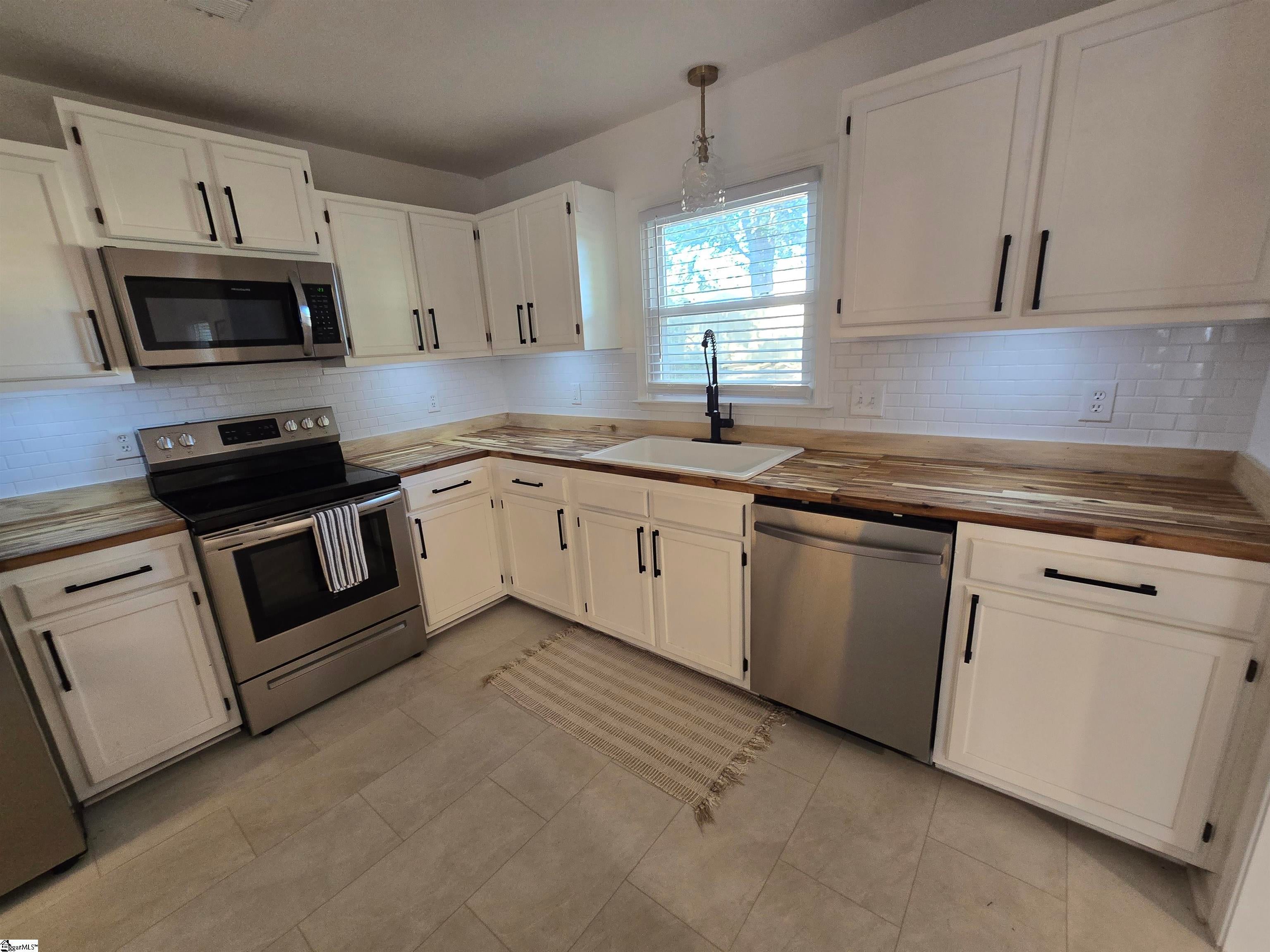 401 Belcross Drive