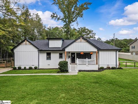 Photo of 1141 Old Hills Bridge Road, Pauline, SC 29374 (MLS # 1579573)