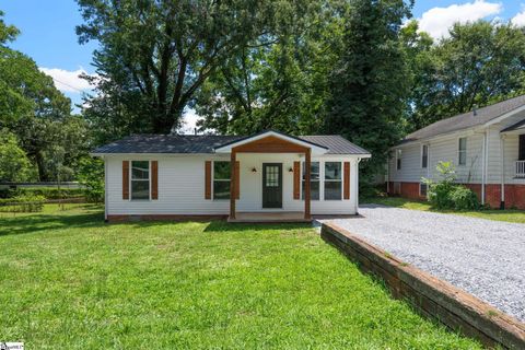 Photo of 12 Hudson Street, Greenville, SC 29609 (MLS # 1574762)