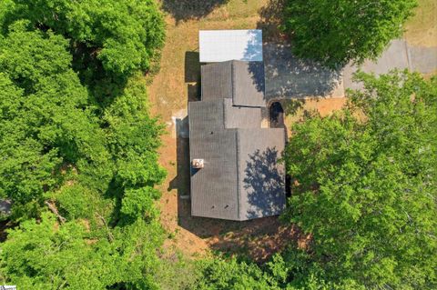 Photo of 38 Shore Drive, Greenville, SC 29611 (MLS # 1589533)