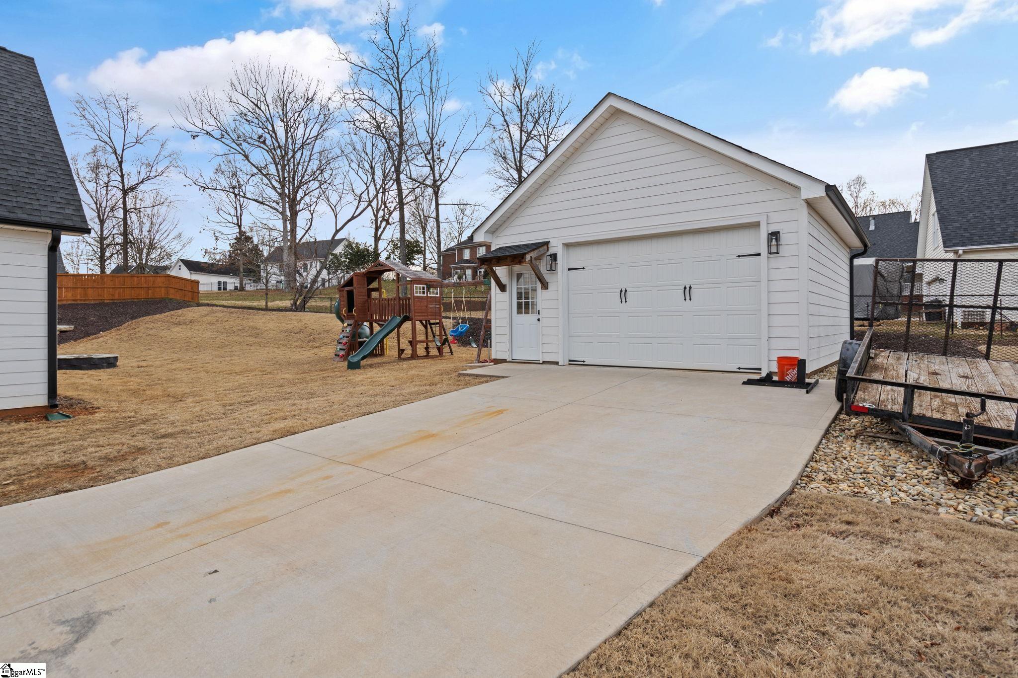 12 Beech Creek Court