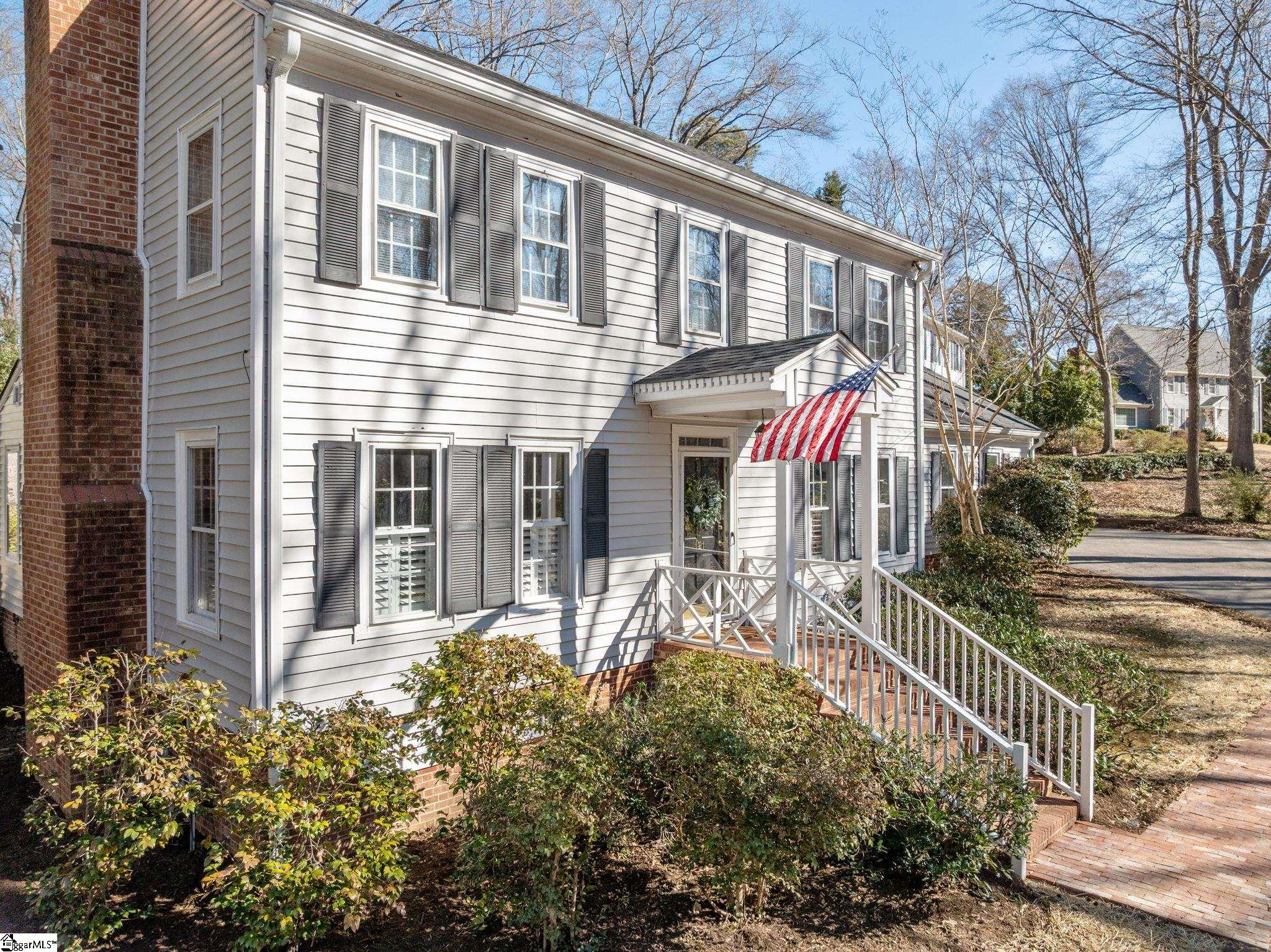 121 Williamsburg Drive