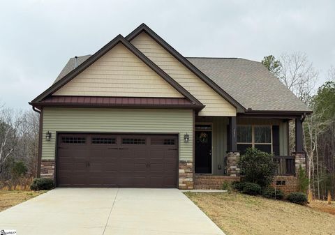 Photo of 131 Estateside Drive, Anderson, SC 29625 (MLS # 1582429)