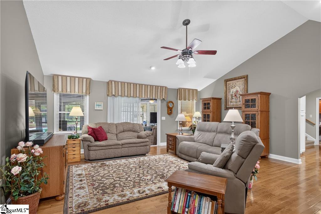 534 Broadwater Circle